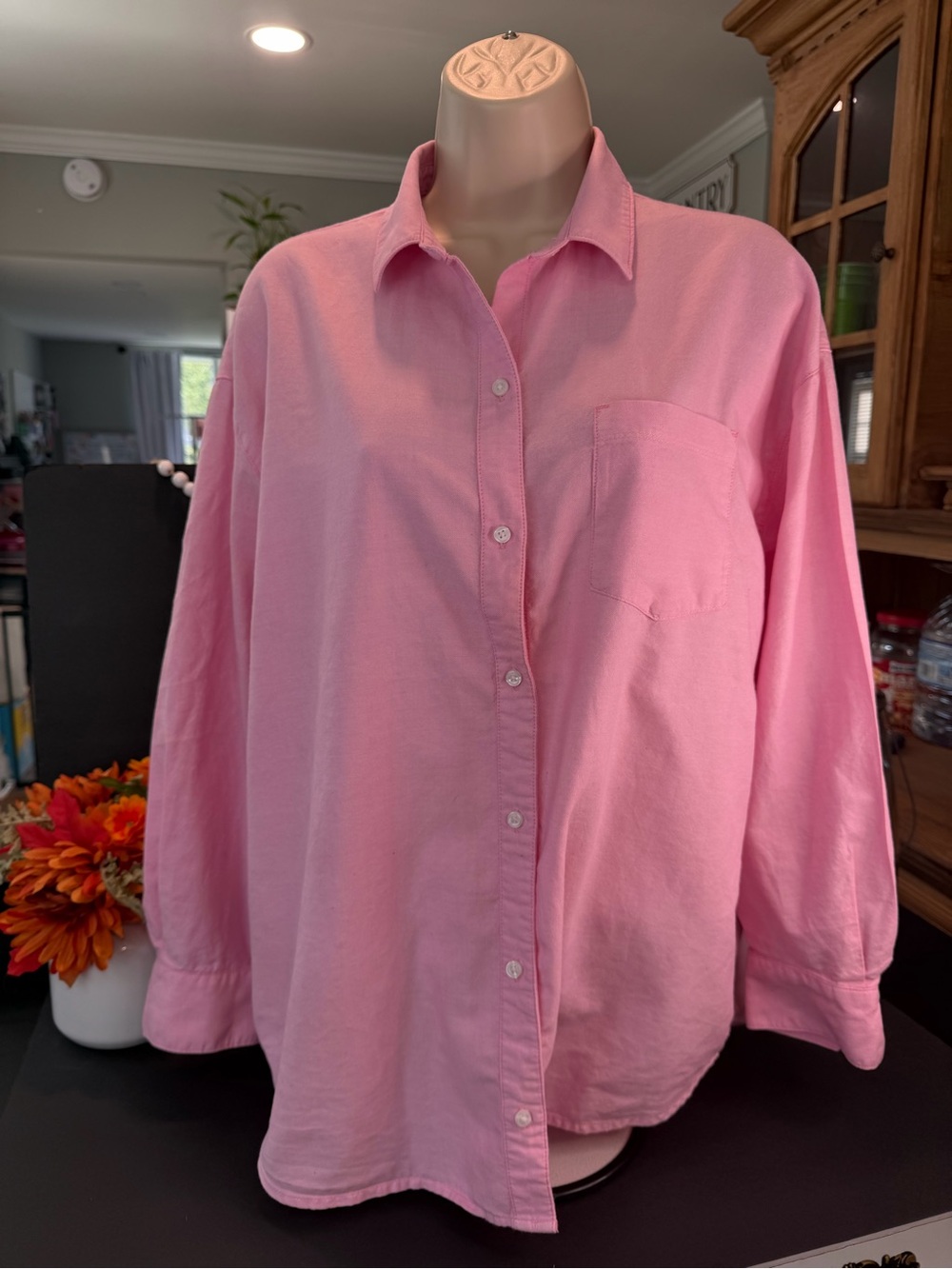 Old Navy Pink Long-Sleeve Casual Button-Down Shirt